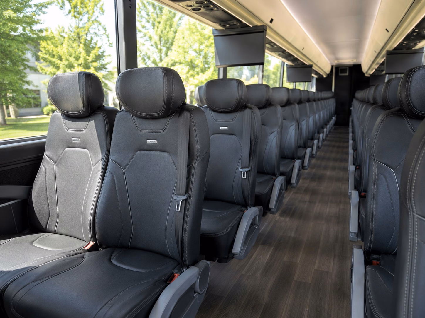 airport transfers for out of town wedding guests flying into john wayne airport
