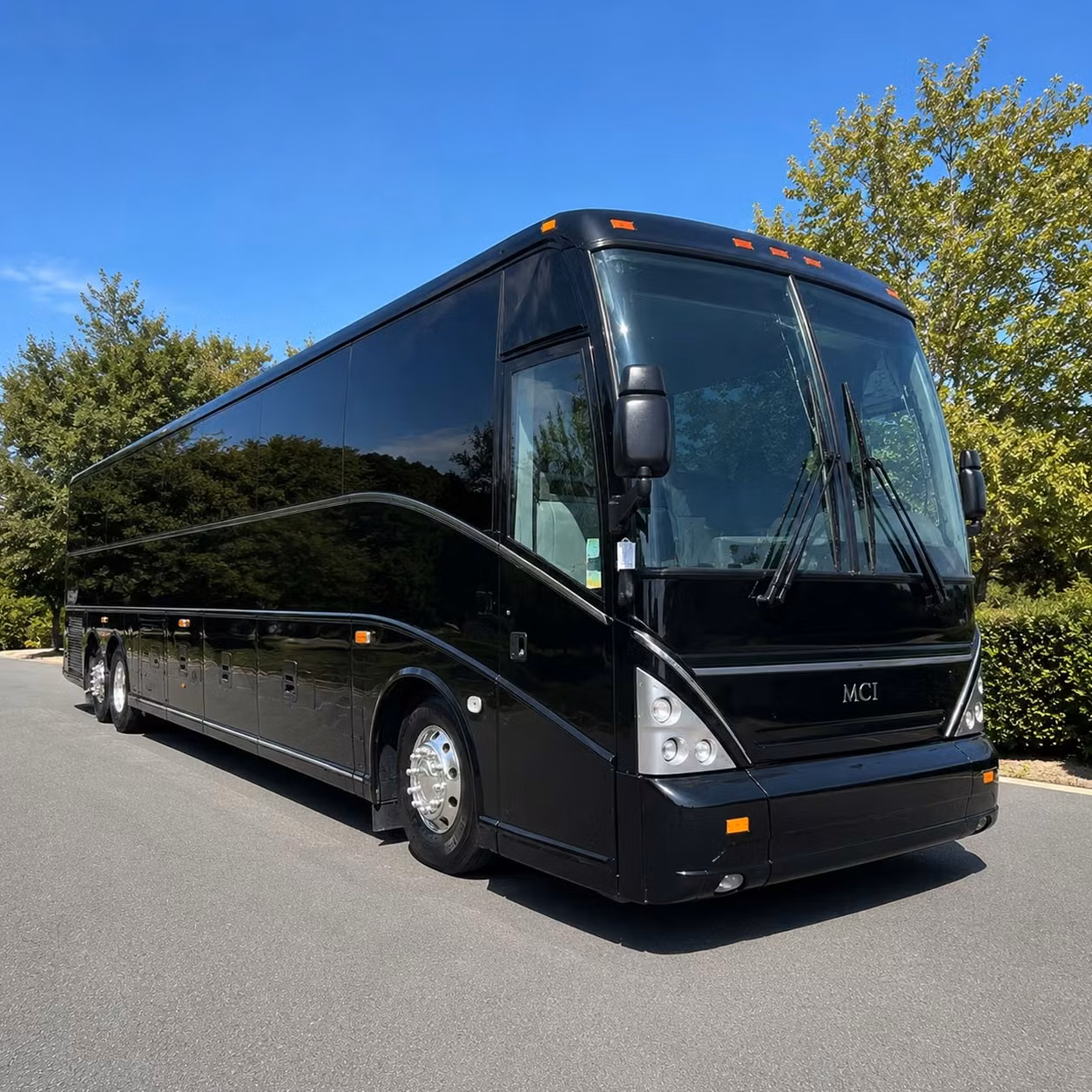 shuttle bus rentals for weddings and special events at orange county venues